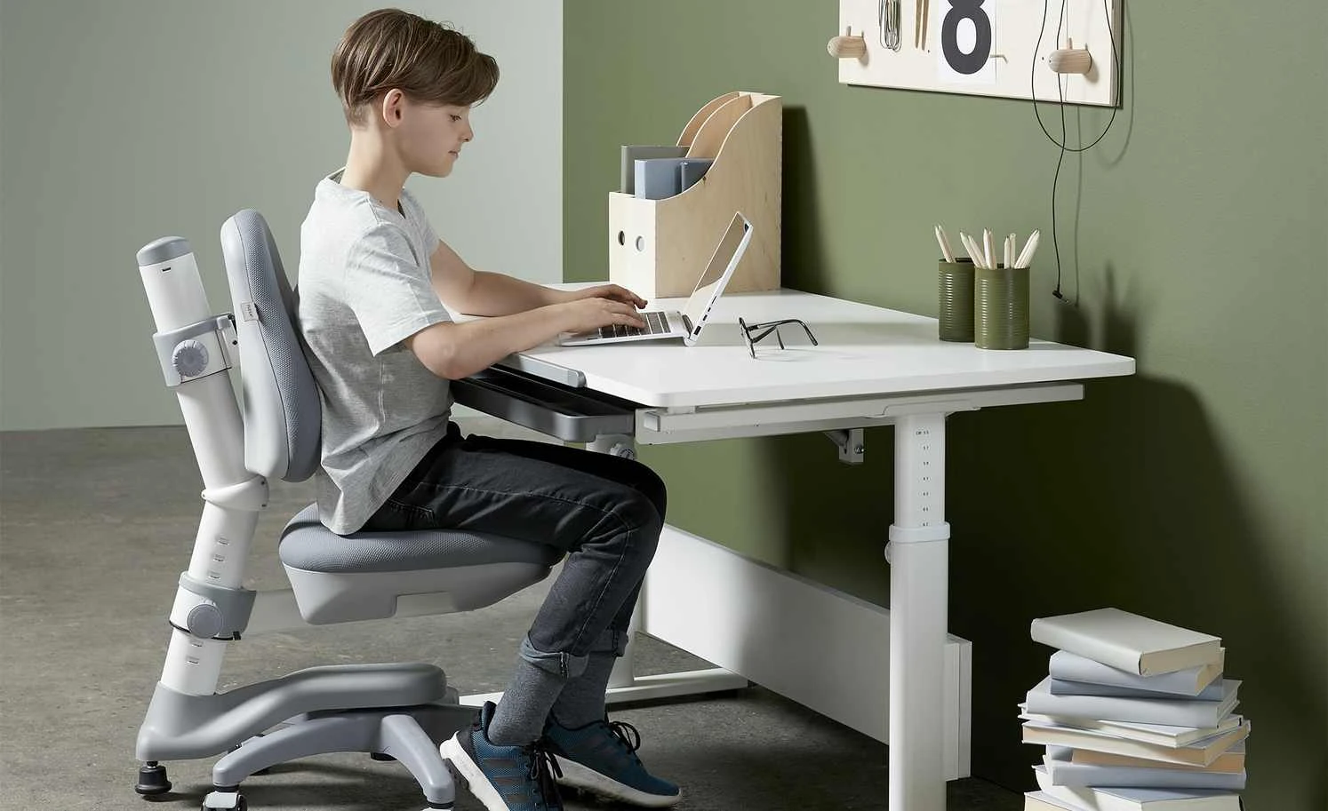 FLEXA Schüler-Schreibtischstuhl Novo | Mountain Grey (Grau) 3 FLEXA Schüler-Schreibtischstuhl Novo | Mountain Grey (Grau)