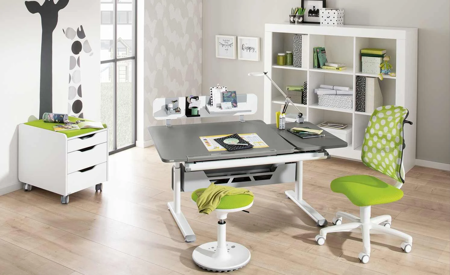 PAIDI Kinder- und Jugenddrehstuhl Sino | Limettengrün / Weiß 3 PAIDI Kinder- und Jugenddrehstuhl Sino | Limettengrün / Weiß