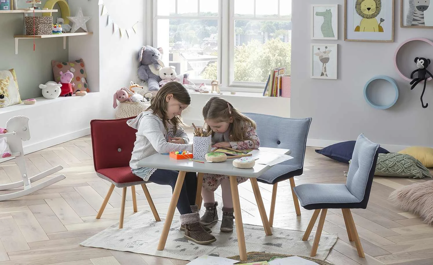 Kinder-Tisch Krümel | Grau quadratisch 3 Kinder-Tisch Krümel | Grau quadratisch